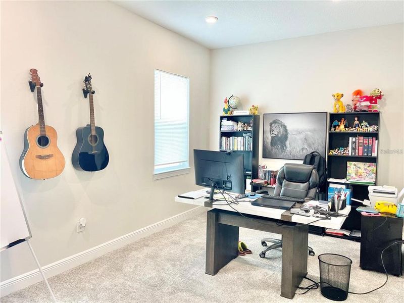 Furnished interior view inside a new home in Parkview Reserve, Orlando (Image 41).