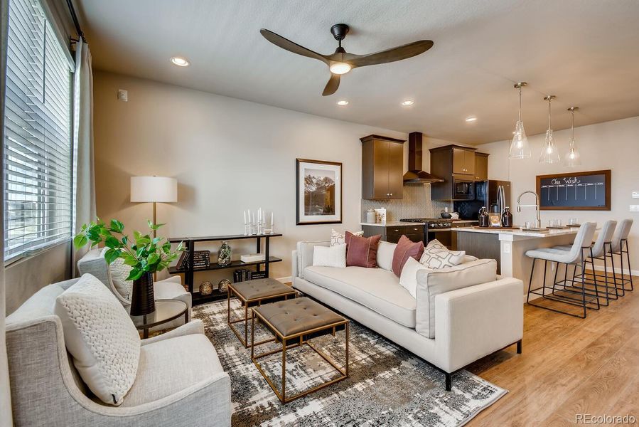 TO BE BUILT! PICTURES OF MODEL HOME. Same floorplan.