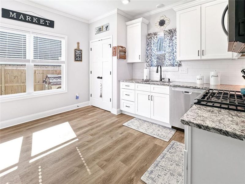 Furnished interior view inside a new home in , Rockmart (Image 10).