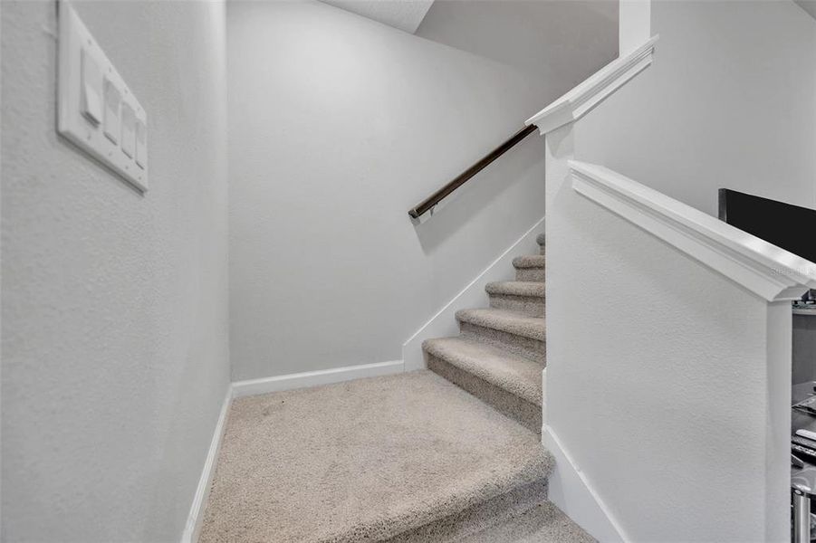 Spacious, unfurnished interior of a new home in , Lutz (Image 20).