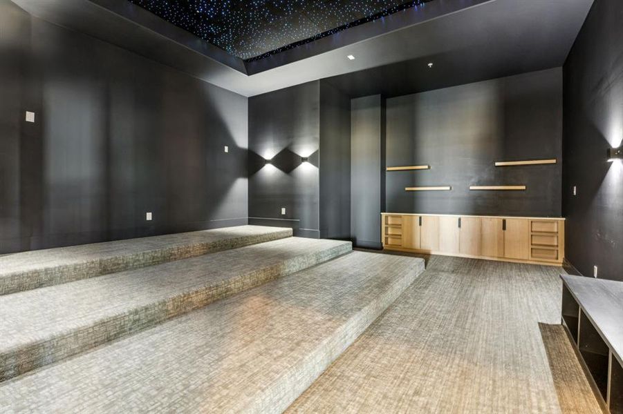 Community amenities in , Bartonville (Image 35).