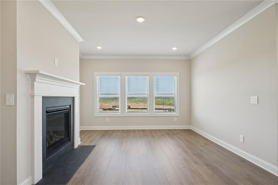 Spacious, unfurnished interior of a new home in River Pointe, Monroe (Image 19).
