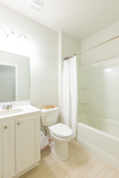 Furnished interior view inside a new home in Mallard Crossing, Summerville (Image 20).