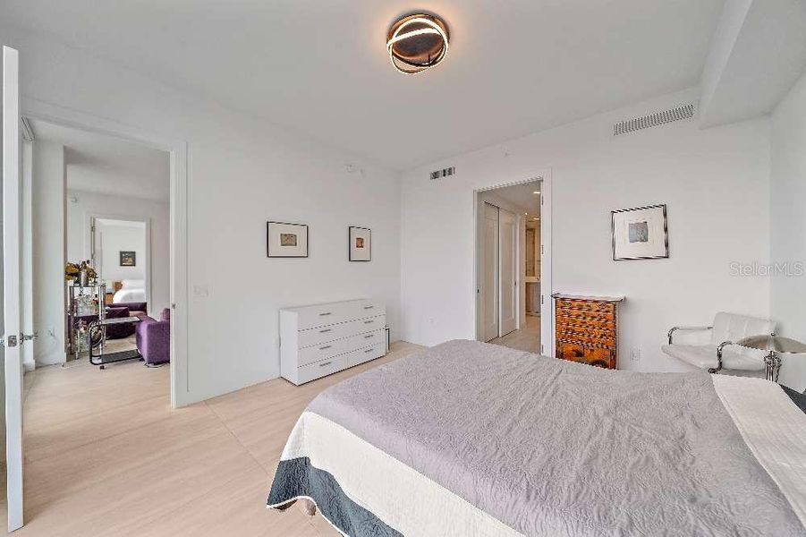 Furnished interior view inside a new home in , Sarasota (Image 31).