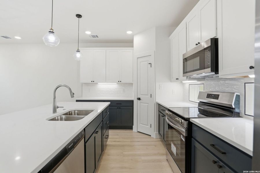 Image 9 of a home in .