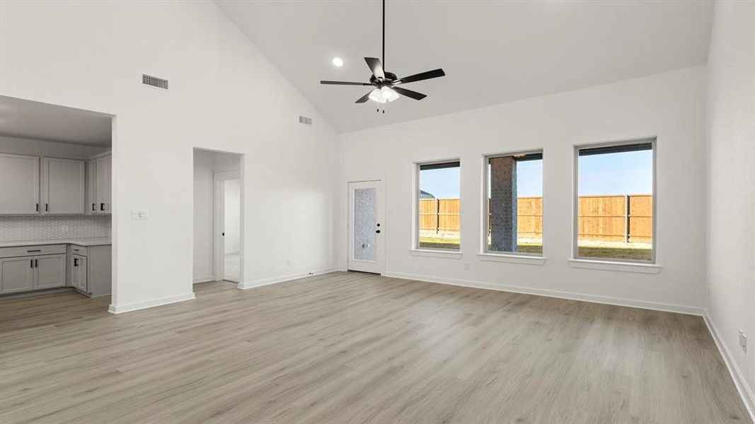 11. 9317 Derry - Family