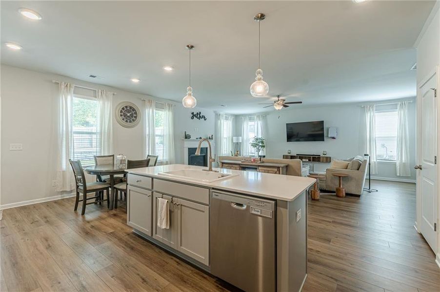 Furnished interior view inside a new home in Dixon Farm, Fayetteville (Image 10).