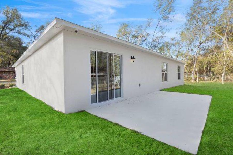 Exterior details and patio area of a home in , Weeki Wachee (Image 3). Exterior details and patio area of a home in , Weeki Wachee (Image 3).