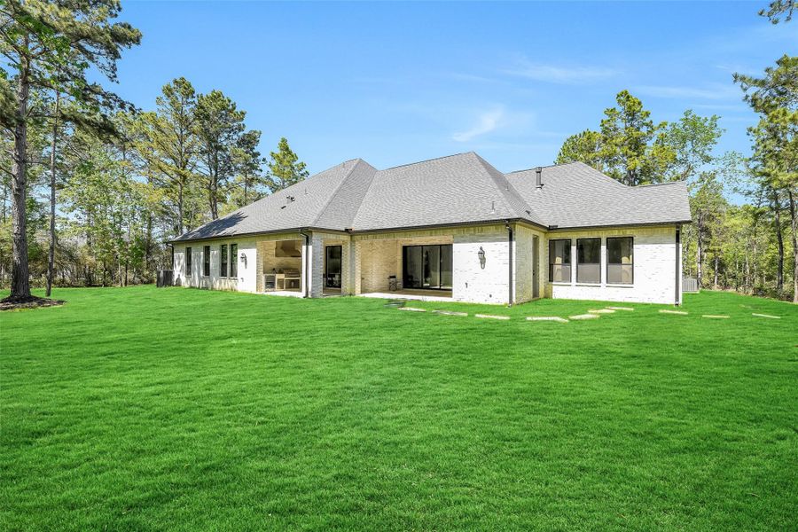 Exterior details and patio area of a home in , Montgomery (Image 4).