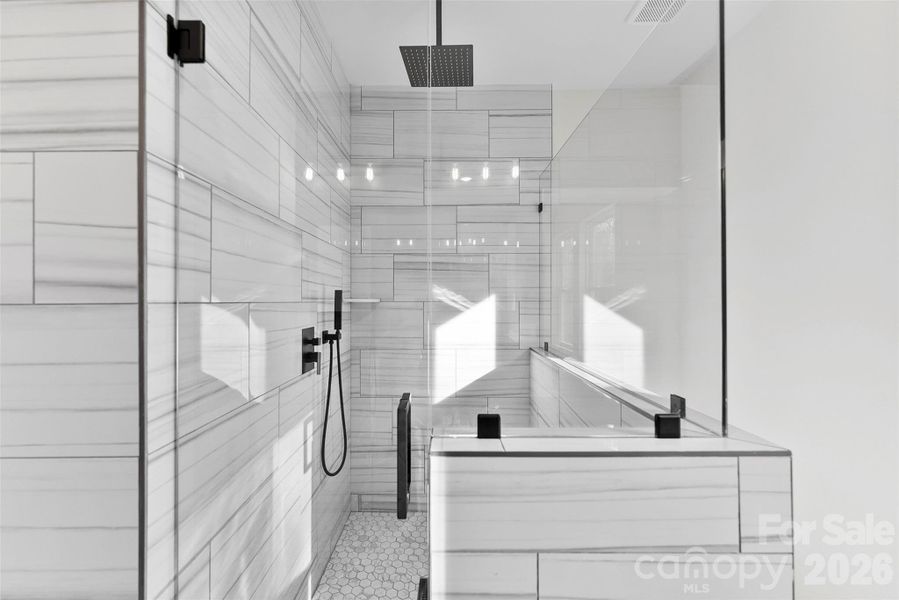 Furnished interior view inside a new home in , Shelby (Image 5).