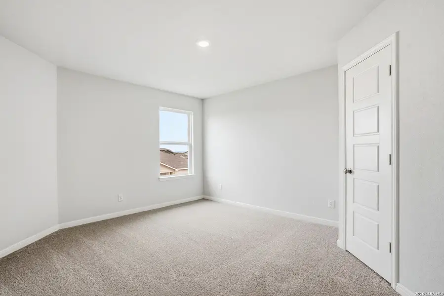 Spacious, unfurnished interior of a new home in Hickory Ridge, Elmendorf (Image 21). Spacious, unfurnished interior of a new home in Hickory Ridge, Elmendorf (Image 21).