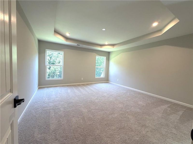 Spacious, unfurnished interior of a new home in Pickens Bluff, Dallas (Image 6). Spacious, unfurnished interior of a new home in Pickens Bluff, Dallas (Image 6).