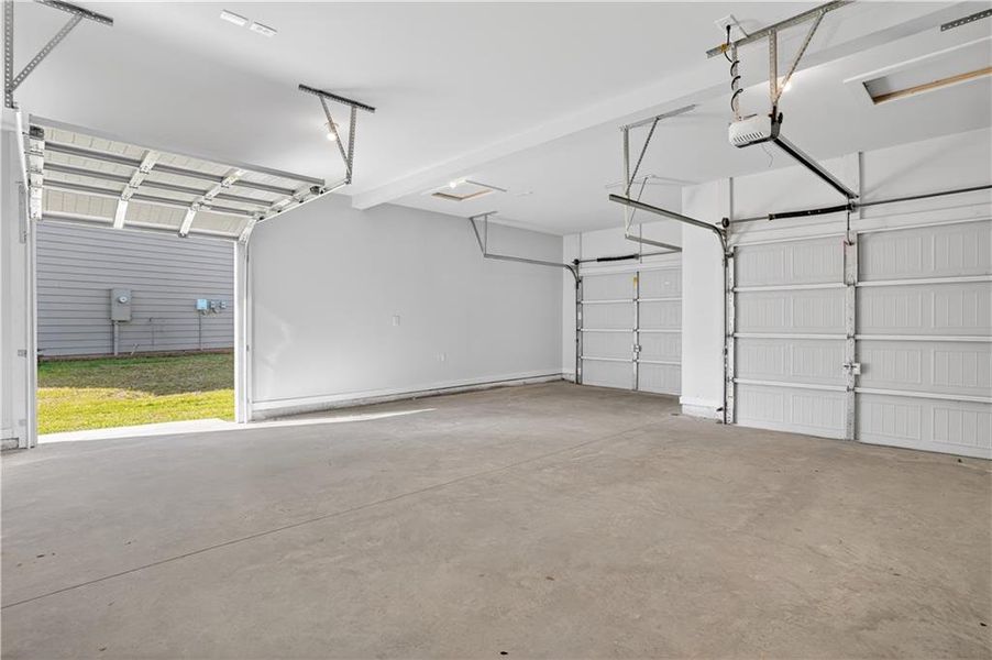 Spacious, unfurnished interior of a new home in , Villa Rica (Image 35).