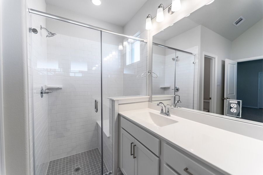 Furnished interior view inside a new home in Lago Mar, Texas City (Image 11). Furnished interior view inside a new home in Lago Mar, Texas City (Image 11).