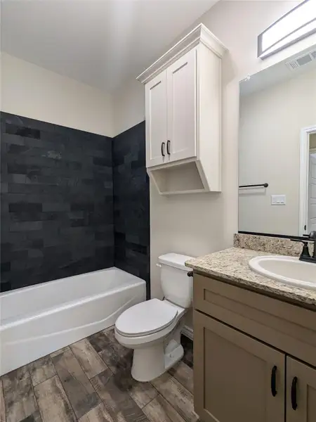 Spacious, unfurnished interior of a new home in , Lampasas (Image 2). Spacious, unfurnished interior of a new home in , Lampasas (Image 2).