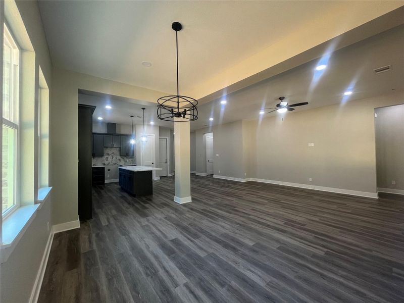 28807 Champion Oak dining room