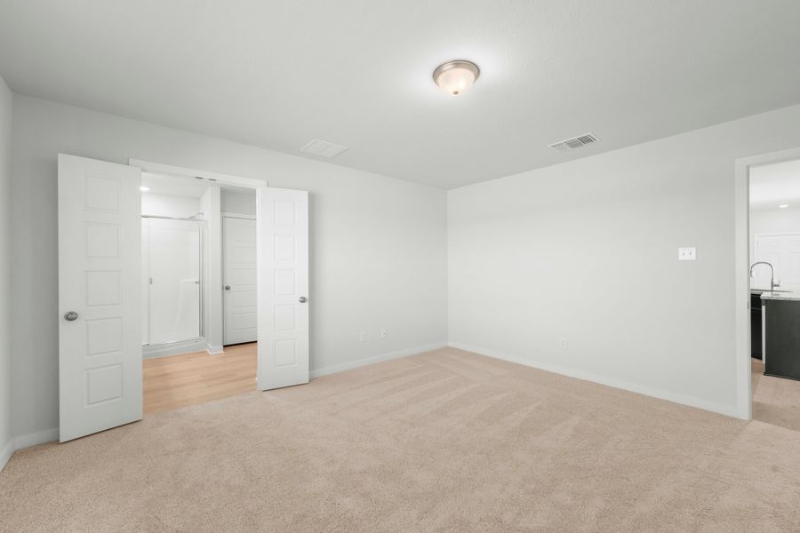 Spacious, unfurnished interior of a new home in South Pointe, Temple (Image 11).