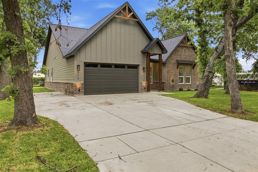 Front exterior of a new home in , River Oaks, TX, highlighting curb appeal (Image 20).