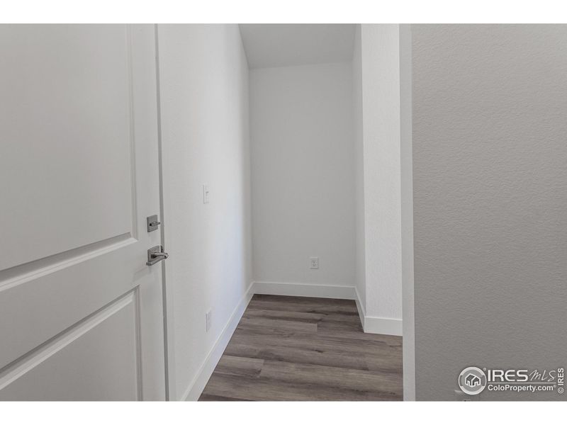 Spacious, unfurnished interior of a new home in , Timnath (Image 33).