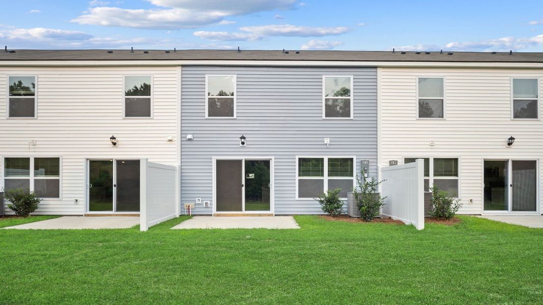 Representative exterior details of a home built from the Dillon by D.R. Horton in The Towns at Blue Jay, Rincon (Image 3).