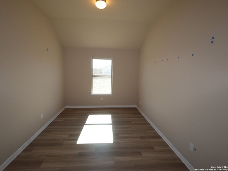 Spacious, unfurnished interior of a new home in Greenspoint Heights, Seguin (Image 18).