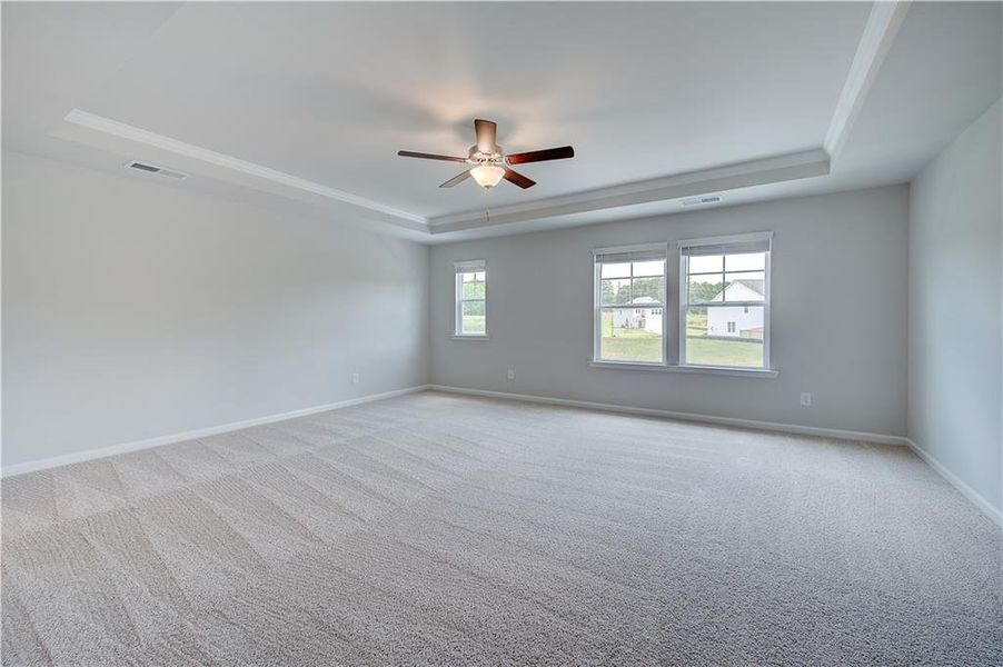 Spacious, unfurnished interior of a new home in Chapel Hill, Newnan (Image 29).