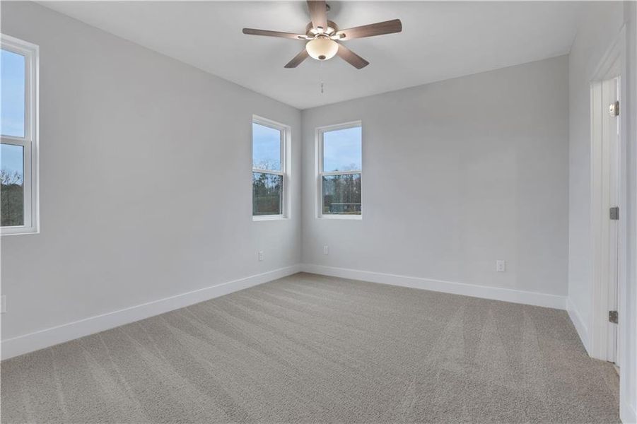 Spacious, unfurnished interior of a new home in Cambridge at Steels Bridge, Canton (Image 37).