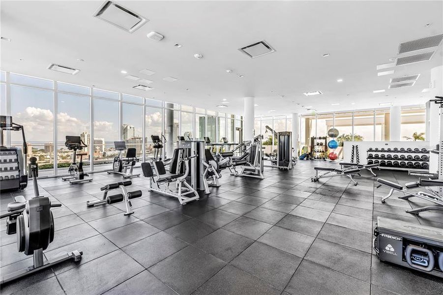 Community amenities in , St. Petersburg (Image 41).