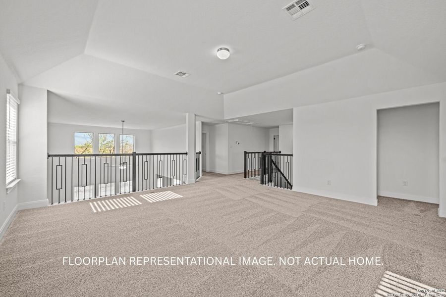 Spacious, unfurnished interior of a new home in Preserve at Annabelle Ranch, San Antonio (Image 12).