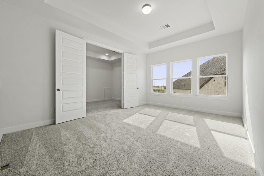 Representative image. Features, specifications, selections and colors may vary.