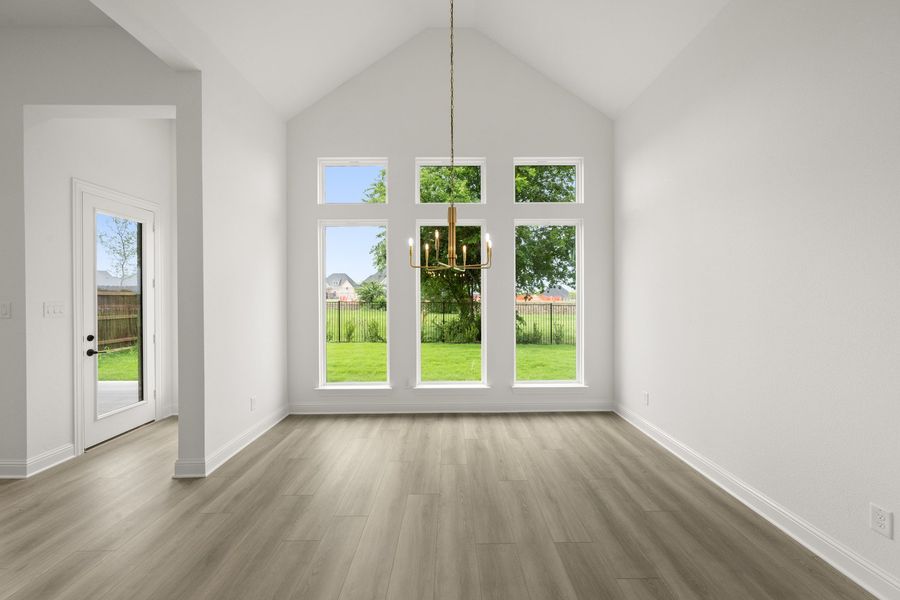 Spacious, unfurnished interior of a new home in Redden Farms, Midlothian (Image 24).