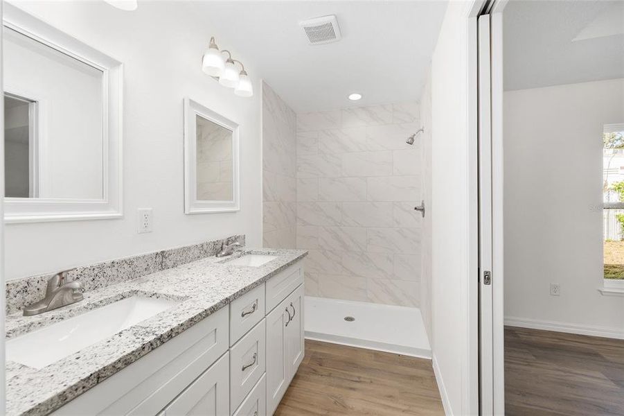 Furnished interior view inside a new home in , Ocala (Image 49).