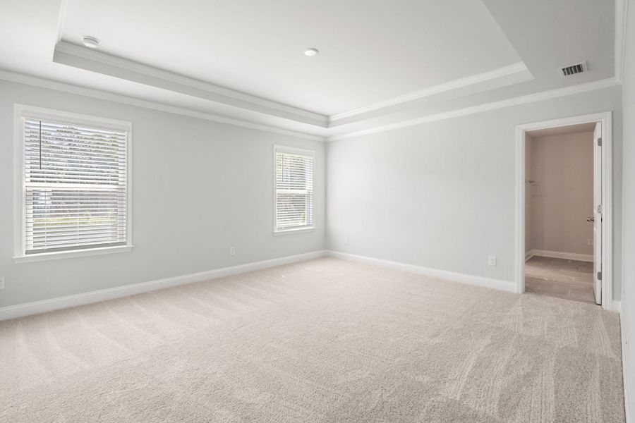 Spacious, unfurnished interior of a new home in Waterways, Richmond Hill (Image 55).