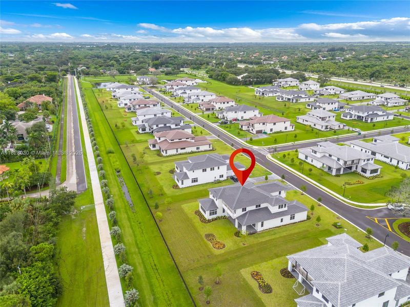 Image 53 of a home in .