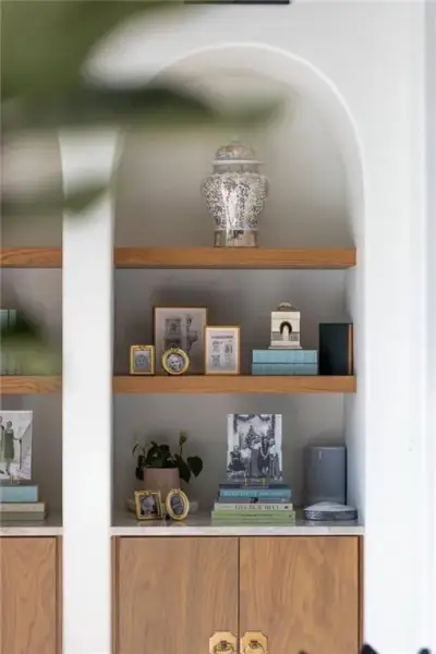 Close-up of interior finishes inside a home in , Atlanta (Image 34).