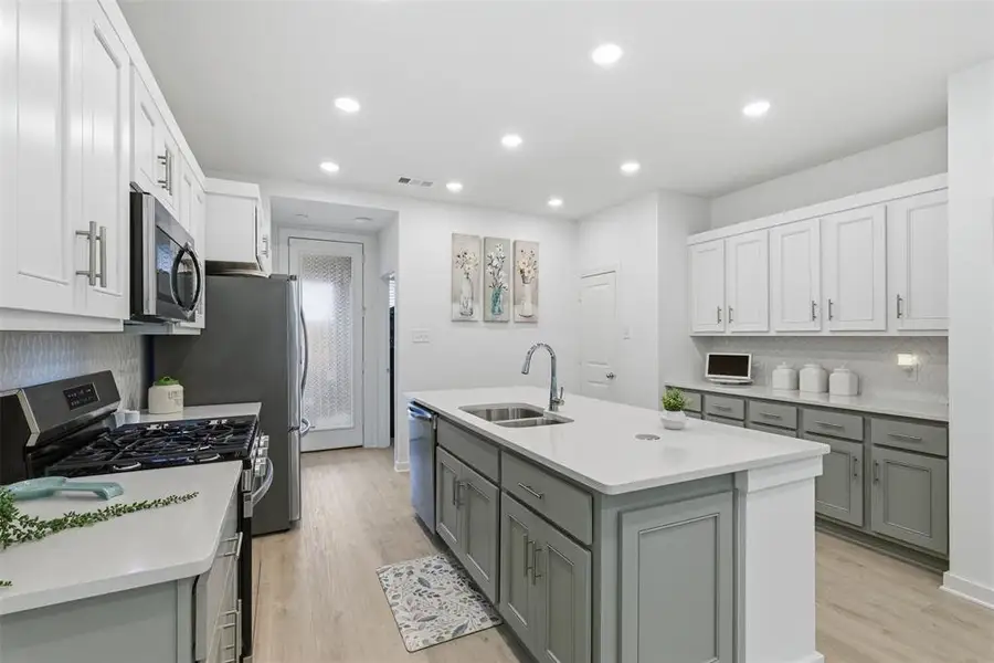 Furnished interior view inside a new home in Heartland, Heartland (Image 6).