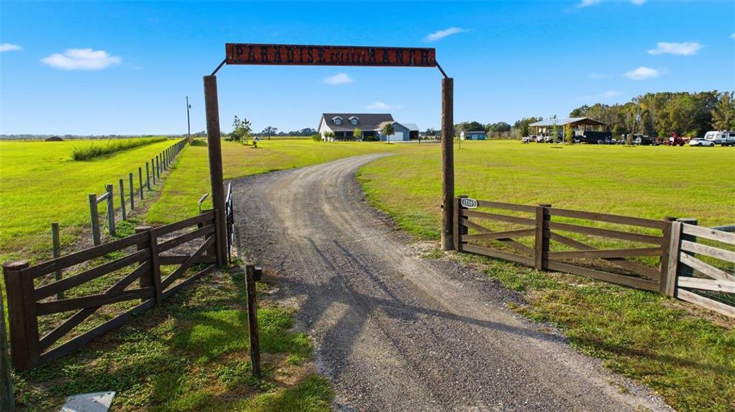 Community amenities in , Dade City (Image 58).