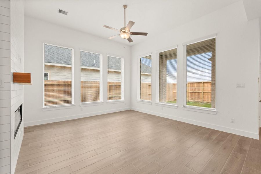 Photos are REPRESENTATIVE of the home /floor plan and are NOT of the actual home.  Selections, features, and room options may vary.