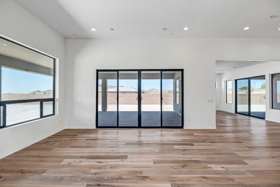 Spacious, unfurnished interior of a new home in Estates at Kings Ranch, Gold Canyon (Image 23). Spacious, unfurnished interior of a new home in Estates at Kings Ranch, Gold Canyon (Image 23).