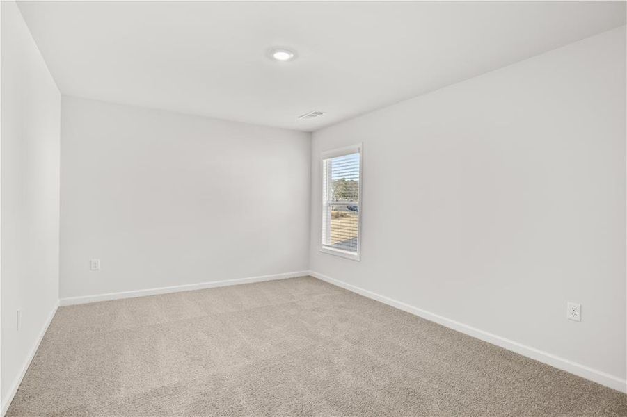 Spacious, unfurnished interior of a new home in Holland Estates, Powder Springs (Image 23). Spacious, unfurnished interior of a new home in Holland Estates, Powder Springs (Image 23).