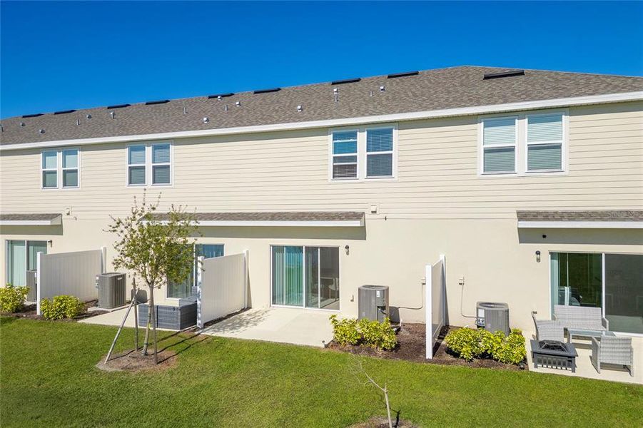 Exterior details and patio area of a home in , St. Cloud (Image 4).