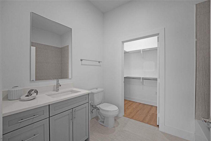 Images are for illustrative purposes only. Photos reflect a similar floor plan and are intended to convey the overall look and feel of the interiors.