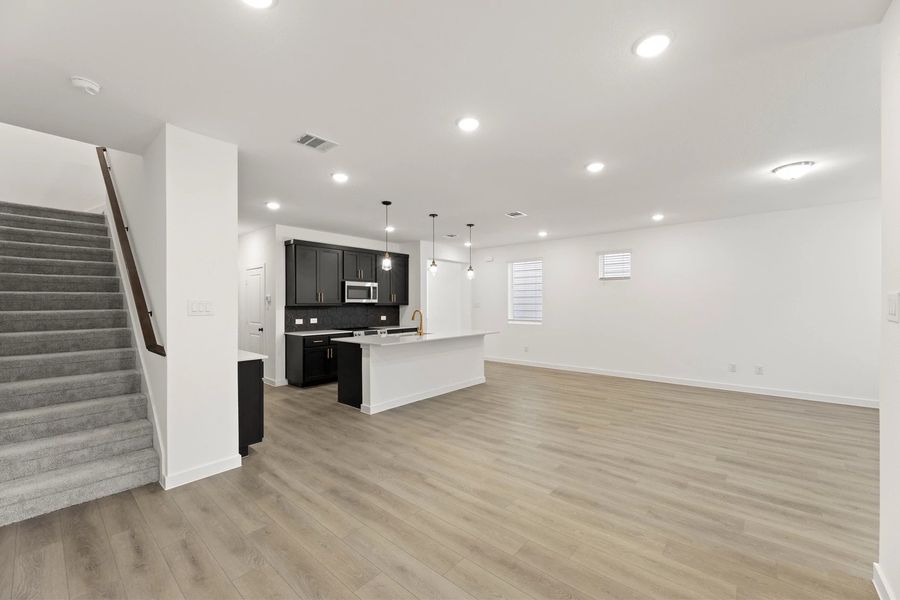 Open Kitchen-Dining Room Open Kitchen-Dining Room