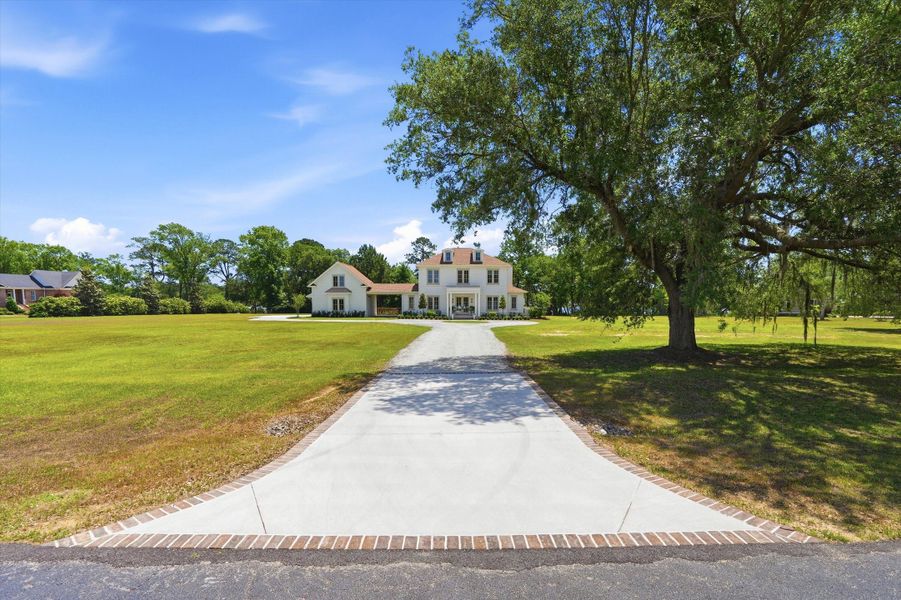 Image 76 of a home in .
