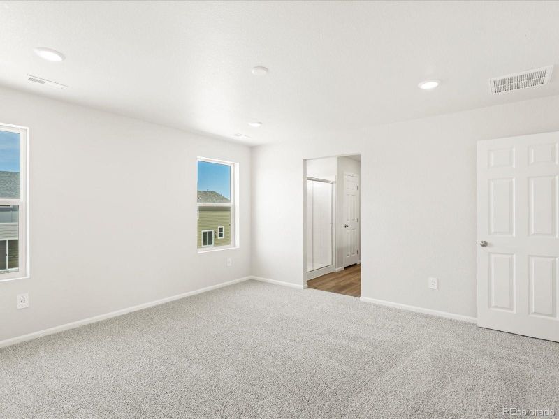 Spacious, unfurnished interior of a new home in Revere at Johnstown, Johnstown (Image 18).