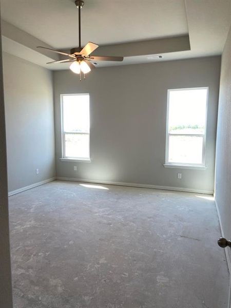 Spacious, unfurnished interior of a new home in Clear Sky Addition, Valley View (Image 10).