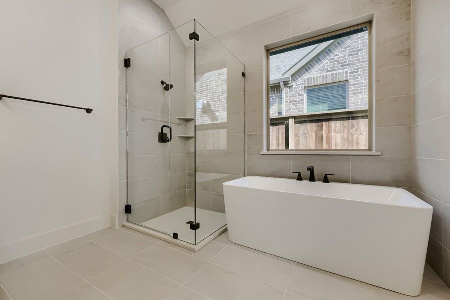 1811 Flowerfield - Primary Bathroom 1811 Flowerfield - Primary Bathroom