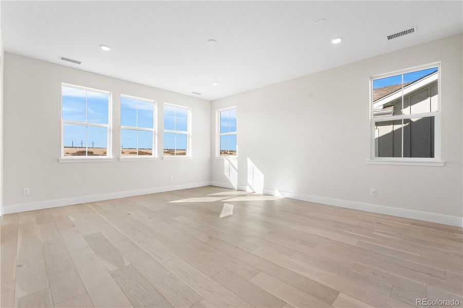 Spacious, unfurnished interior of a new home in Gallery at The Canyons, Castle Pines (Image 39).