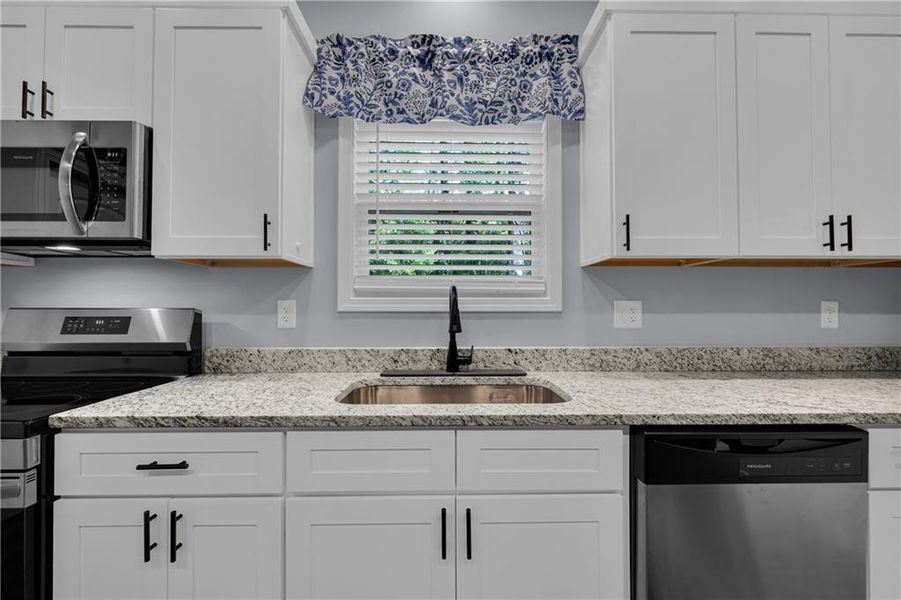 Furnished interior view inside a new home in , Lavonia (Image 14).