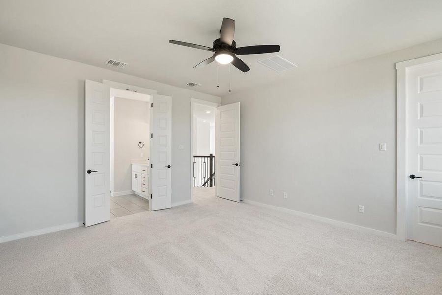 Spacious, unfurnished interior of a new home in Flora, Hutto (Image 27).